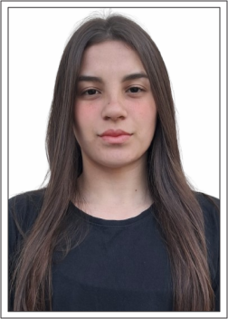 Professora Emanuelly Gomes